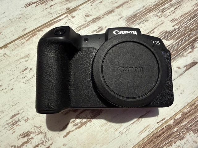 Panasonic Lumix G85 R compact - 1/4