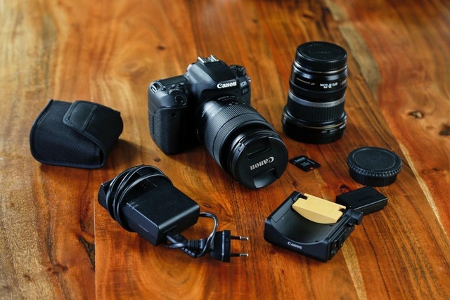 Nikon Coolpix P950 2024 travel kit - 4/8