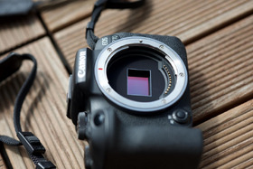 Canon EOS Rebel T7 S travel kit - 6