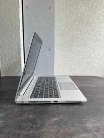 Microsoft Surface Laptop 4 OLED i5-1135G7 GT electronics - 2